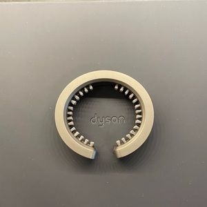 Dyson filter for hair wrap